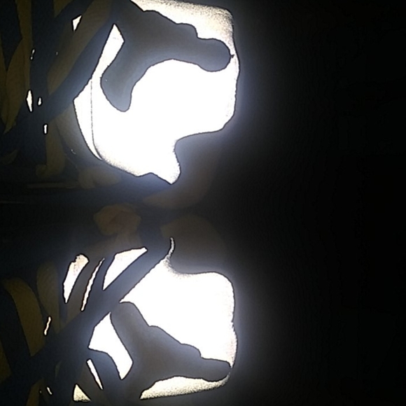 Air Jordan 5 Retro
“Laney Varsity Royal - Picture 6 of 6